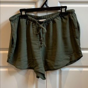 Mossimo army green shorts